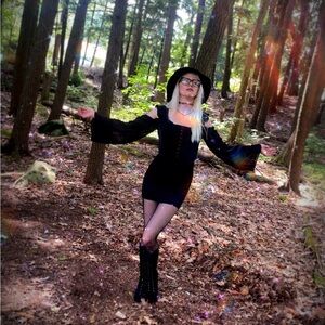 Meet your Posher, Haley